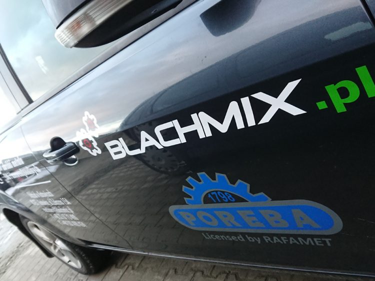 Reklama na samochodzie – Blachmix