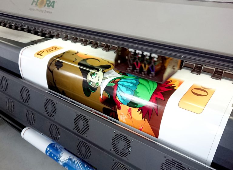 Wydruk na folii samoprzylepnej